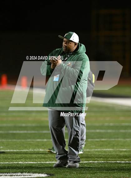 Thumbnail 1 in Vanden vs. Rio Hondo Prep (CIF State Div. 3-A Final) photogallery.
