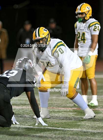 Thumbnail 2 in Vanden vs. Rio Hondo Prep (CIF State Div. 3-A Final) photogallery.