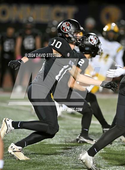 Thumbnail 3 in Vanden vs. Rio Hondo Prep (CIF State Div. 3-A Final) photogallery.