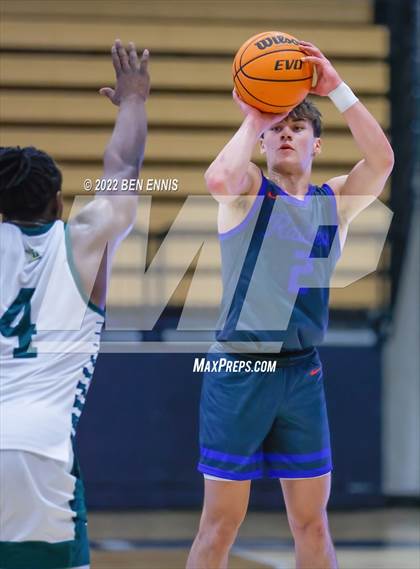 Thumbnail 2 in Christ School vs Walton (Lemon Street Classic) photogallery.