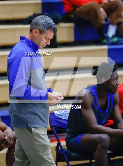 Thumbnail 1 in Christ School vs Walton (Lemon Street Classic) photogallery.