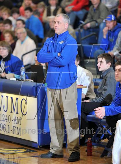 Thumbnail 2 in Wausau East vs. Rice Lake photogallery.