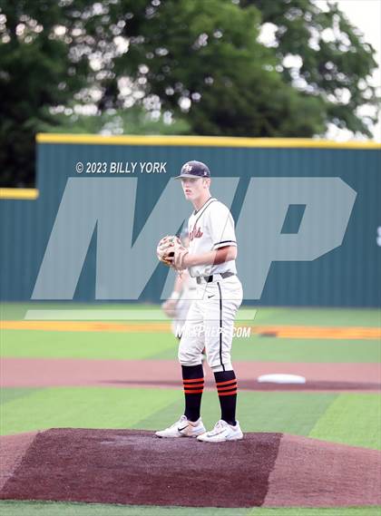 Thumbnail 2 in Grand Saline vs Commerce photogallery.