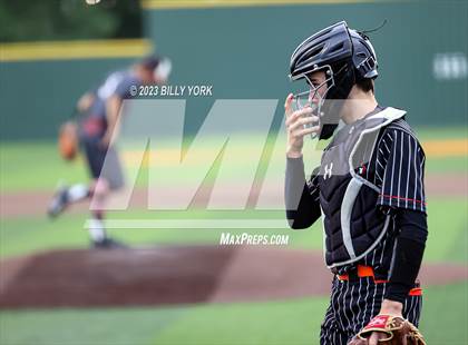 Thumbnail 2 in Grand Saline vs Commerce photogallery.