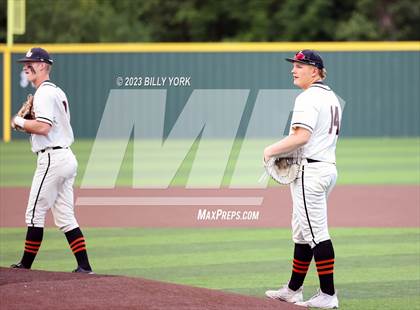Thumbnail 2 in Grand Saline vs Commerce photogallery.