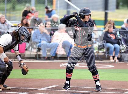 Thumbnail 2 in Grand Saline vs Commerce photogallery.