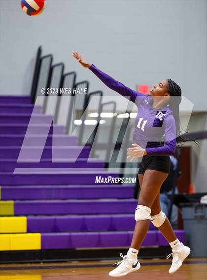 Thumbnail 2 in Horn Lake @ DeSoto Central photogallery.