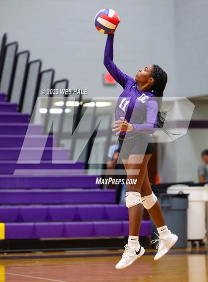 Thumbnail 3 in Horn Lake @ DeSoto Central photogallery.
