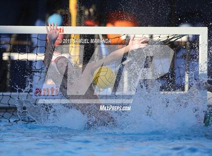 Thumbnail 2 in Granada Hills Charter vs San Pedro photogallery.