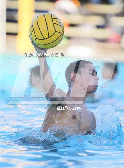 Thumbnail 3 in Granada Hills Charter vs San Pedro photogallery.