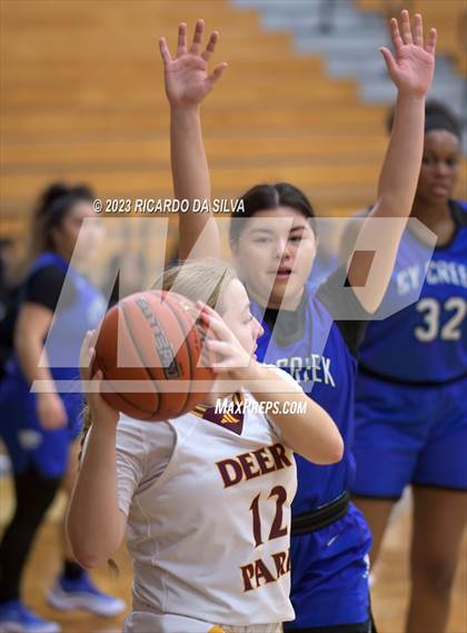 Thumbnail 2 in Cypress Creek vs Deer Park (McDonald's Texas Invitational) photogallery.