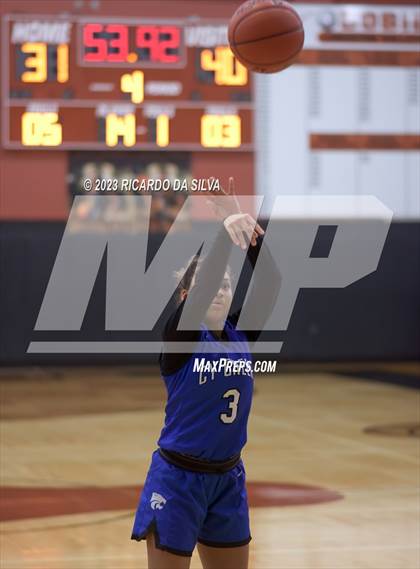 Thumbnail 3 in Cypress Creek vs Deer Park (McDonald's Texas Invitational) photogallery.