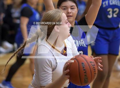 Thumbnail 3 in Cypress Creek vs Deer Park (McDonald's Texas Invitational) photogallery.