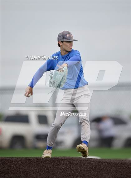 Thumbnail 1 in Fort Cobb @ Elgin photogallery.