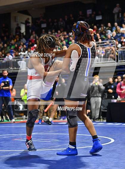 Thumbnail 2 in UIL Wrestling 5A-6A Finals (3rd-5th Place Bouts) photogallery.