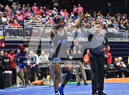 Thumbnail 2 in UIL Wrestling 5A-6A Finals (3rd-5th Place Bouts) photogallery.