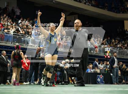 Thumbnail 1 in UIL Wrestling 5A-6A Finals (3rd-5th Place Bouts) photogallery.