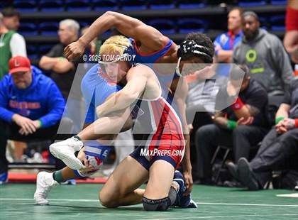 Thumbnail 2 in UIL Wrestling 5A-6A Finals (3rd-5th Place Bouts) photogallery.