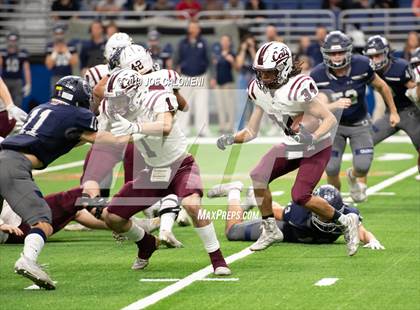 Thumbnail 2 in Calallen vs  Boerne-Champion (Class 5A Division I Quarterfinals) photogallery.