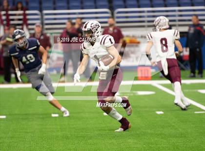Thumbnail 2 in Calallen vs  Boerne-Champion (Class 5A Division I Quarterfinals) photogallery.