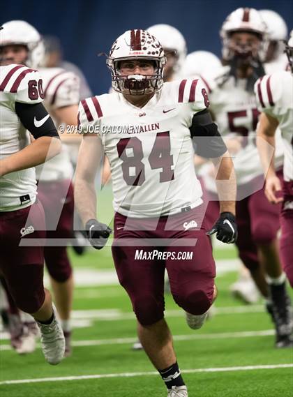 Thumbnail 1 in Calallen vs  Boerne-Champion (Class 5A Division I Quarterfinals) photogallery.