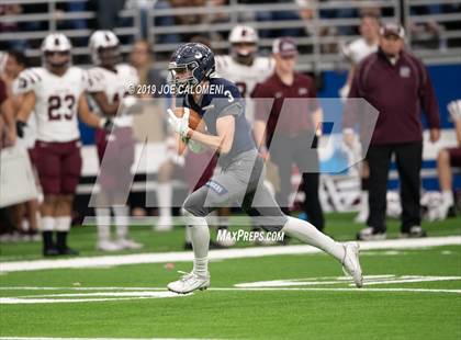 Thumbnail 1 in Calallen vs  Boerne-Champion (Class 5A Division I Quarterfinals) photogallery.