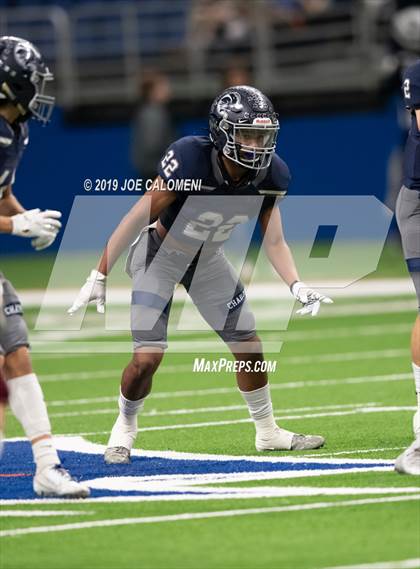 Thumbnail 2 in Calallen vs  Boerne-Champion (Class 5A Division I Quarterfinals) photogallery.