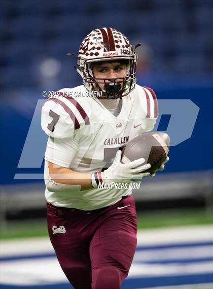 Thumbnail 3 in Calallen vs  Boerne-Champion (Class 5A Division I Quarterfinals) photogallery.