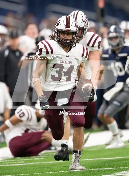Thumbnail 1 in Calallen vs  Boerne-Champion (Class 5A Division I Quarterfinals) photogallery.