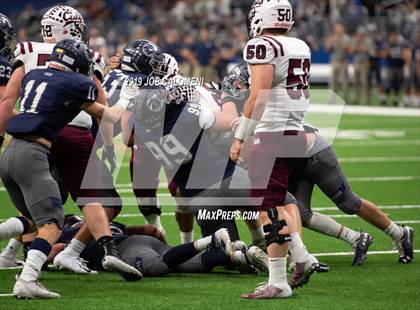 Thumbnail 2 in Calallen vs  Boerne-Champion (Class 5A Division I Quarterfinals) photogallery.