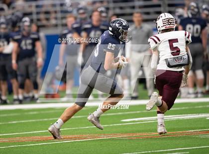 Thumbnail 2 in Calallen vs  Boerne-Champion (Class 5A Division I Quarterfinals) photogallery.