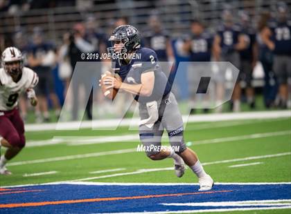 Thumbnail 2 in Calallen vs  Boerne-Champion (Class 5A Division I Quarterfinals) photogallery.