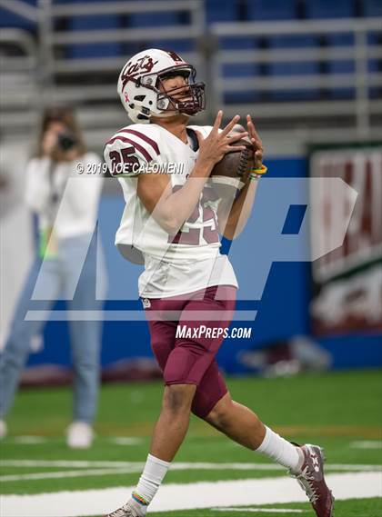 Thumbnail 1 in Calallen vs  Boerne-Champion (Class 5A Division I Quarterfinals) photogallery.