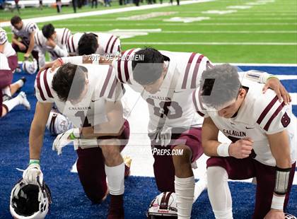 Thumbnail 2 in Calallen vs  Boerne-Champion (Class 5A Division I Quarterfinals) photogallery.