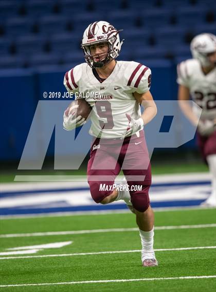Thumbnail 2 in Calallen vs  Boerne-Champion (Class 5A Division I Quarterfinals) photogallery.