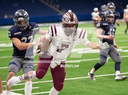Thumbnail 3 in Calallen vs  Boerne-Champion (Class 5A Division I Quarterfinals) photogallery.