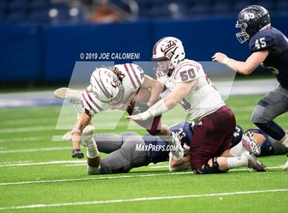 Thumbnail 2 in Calallen vs  Boerne-Champion (Class 5A Division I Quarterfinals) photogallery.