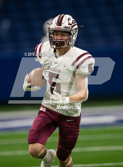 Thumbnail 1 in Calallen vs  Boerne-Champion (Class 5A Division I Quarterfinals) photogallery.