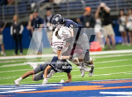 Thumbnail 1 in Calallen vs  Boerne-Champion (Class 5A Division I Quarterfinals) photogallery.