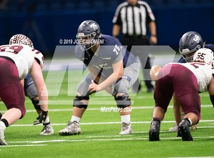 Thumbnail 2 in Calallen vs  Boerne-Champion (Class 5A Division I Quarterfinals) photogallery.