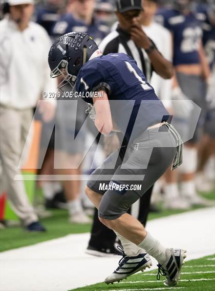 Thumbnail 2 in Calallen vs  Boerne-Champion (Class 5A Division I Quarterfinals) photogallery.