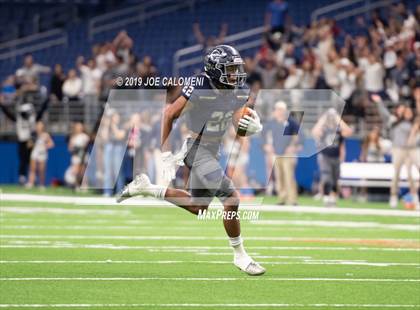Thumbnail 3 in Calallen vs  Boerne-Champion (Class 5A Division I Quarterfinals) photogallery.