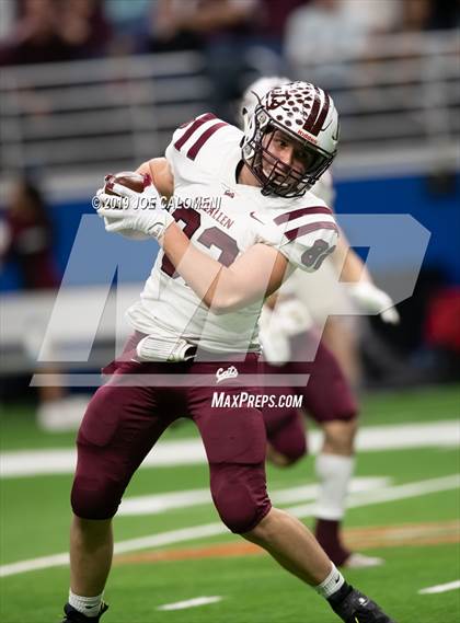 Thumbnail 2 in Calallen vs  Boerne-Champion (Class 5A Division I Quarterfinals) photogallery.
