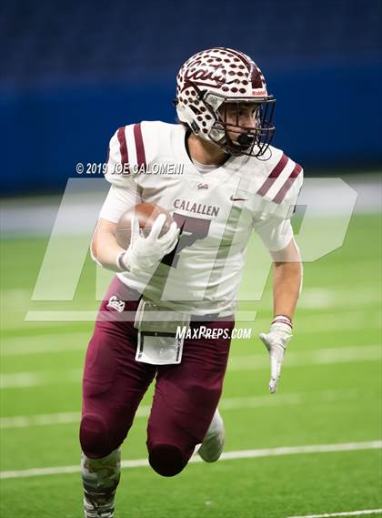 Thumbnail 1 in Calallen vs  Boerne-Champion (Class 5A Division I Quarterfinals) photogallery.
