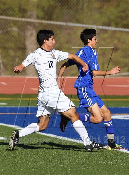 Thumbnail 1 in East Valley vs. Notre Dame (Valley Kickoff Classic) photogallery.