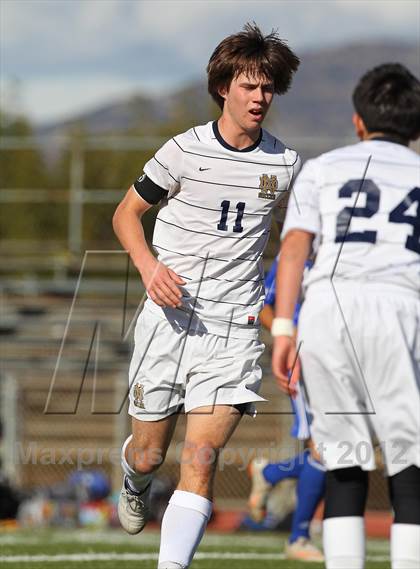 Thumbnail 2 in East Valley vs. Notre Dame (Valley Kickoff Classic) photogallery.