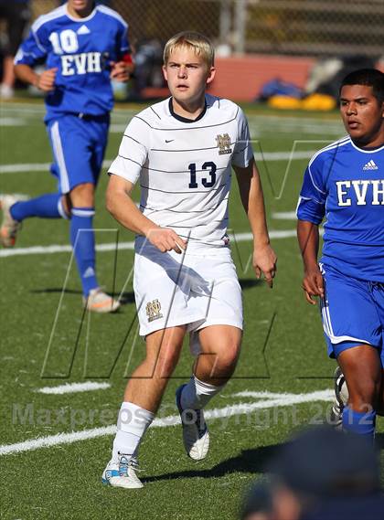 Thumbnail 3 in East Valley vs. Notre Dame (Valley Kickoff Classic) photogallery.