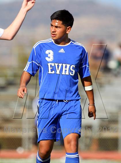 Thumbnail 2 in East Valley vs. Notre Dame (Valley Kickoff Classic) photogallery.