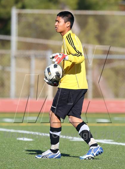 Thumbnail 3 in East Valley vs. Notre Dame (Valley Kickoff Classic) photogallery.