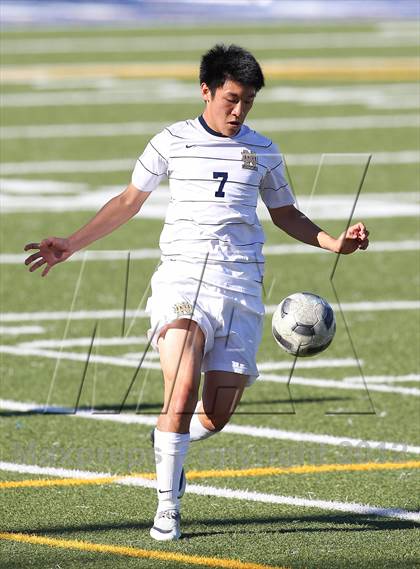 Thumbnail 3 in East Valley vs. Notre Dame (Valley Kickoff Classic) photogallery.